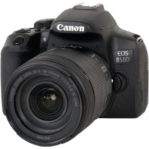 دوربین دیجیتال کانن مدل EOS 850D به همراه لنز 18-135 میلی‌متر IS USM