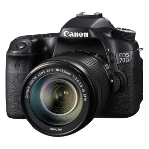دوربین عکاسی کانن مدل EOS 70D+لنزSTM 18-135 میلی متر