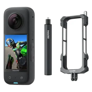 دوربین فیلم برداری ورزشی اینستا 360 مدل insta360 x3 به همراه لوازم جانبی